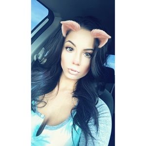 Meet your Posher, Ashli